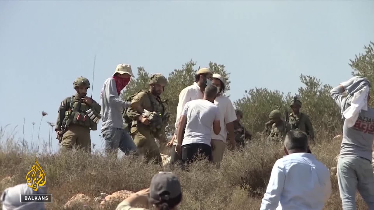 هجمات وحشية من قبل مستوطنين مدعومين من إسرائيل