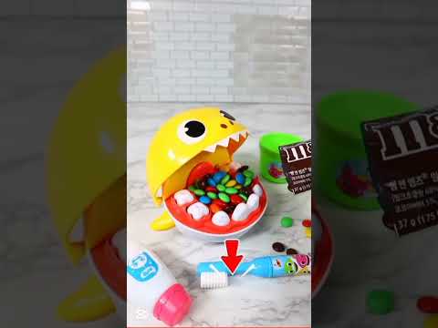 Shin Chan and friends Toy Fun ASMR#shorts #funny #toys #asmr #satisfying