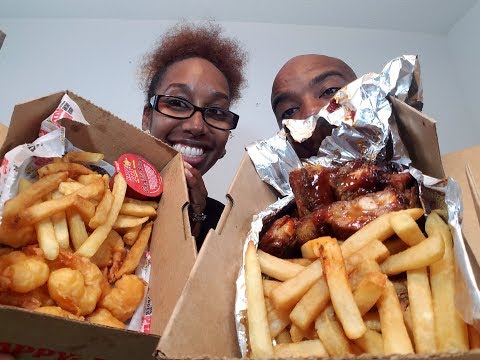 HAPPY'S PIZZA MUKBANG | RIB TIPS, JUMBO FRIED SHRIMP & FRIES