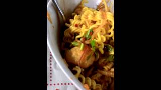 Video Thumbnail for Test Mì Hến Huế [July Bom]