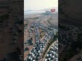 تصوير جوي يوثق قدوم موكب يافع إلى العاصمة عدن للانضمام إلى ساحة الاعتصام المفتوح