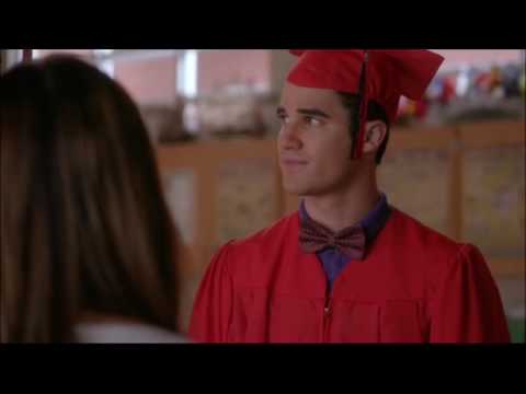 Glee - Blaine and Sam try on their graduation gowns 5x10