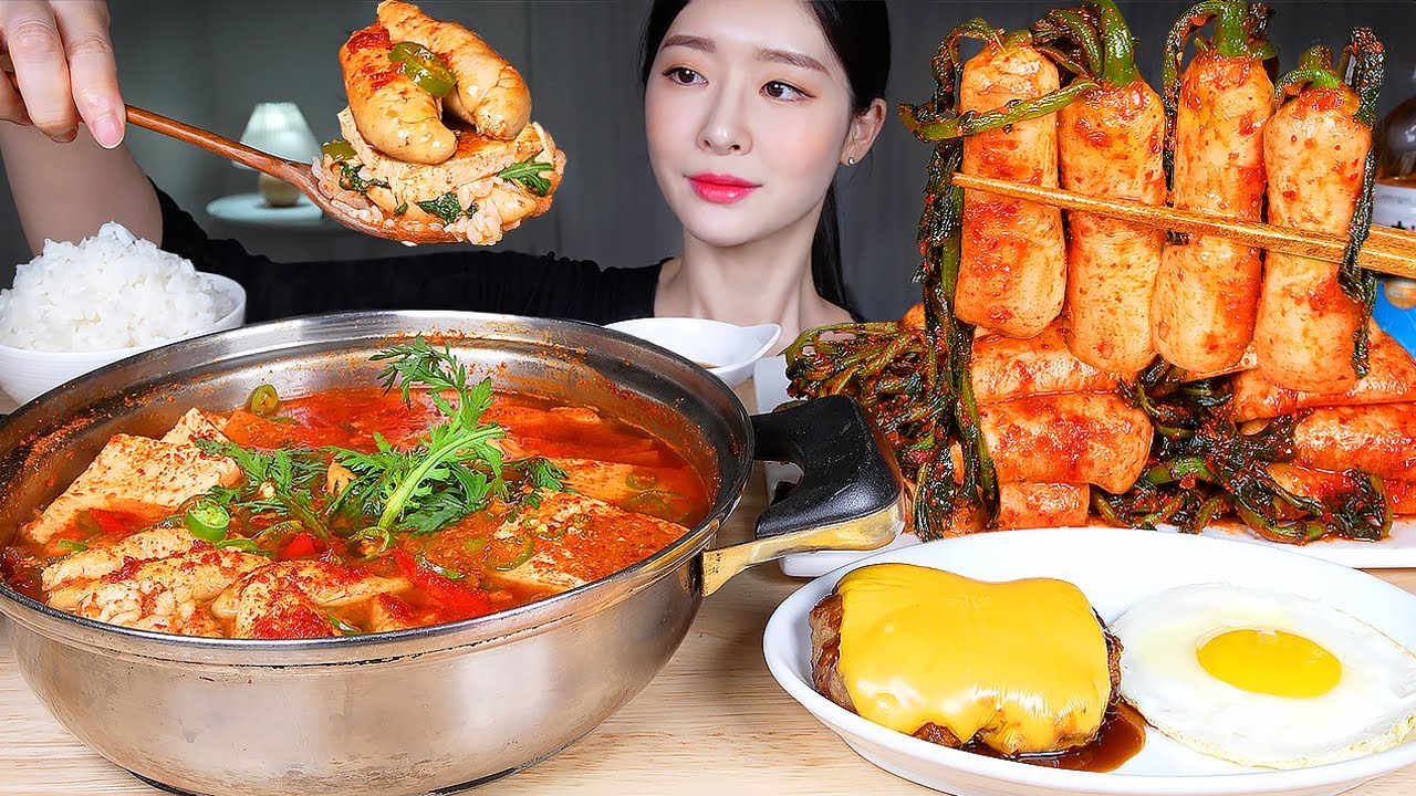 ASMR MUKBANG | Острый альтанг (суп из икры)🔥 Сырный гамбургский стейк и редис с хвостиком Кимчи 🇰🇷
