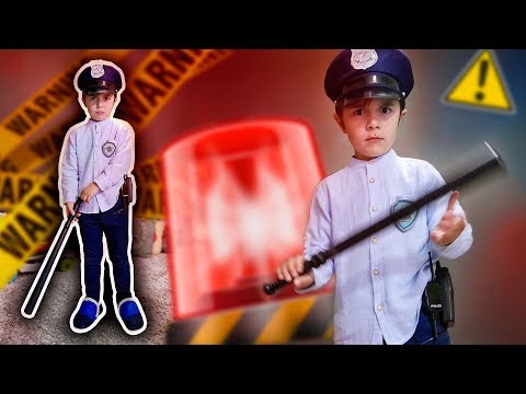 Minecraft Toy Sword Maikito Playing With His Cousin Minecraft Toys Youtube - granny apareceu no roblox gameplay no tablet android do maikito