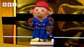 Download Lagu Paddington Bear presenting at the BAFTAs 🥹🐻 | BAFTA Film Awards 2026 - BBC MP3