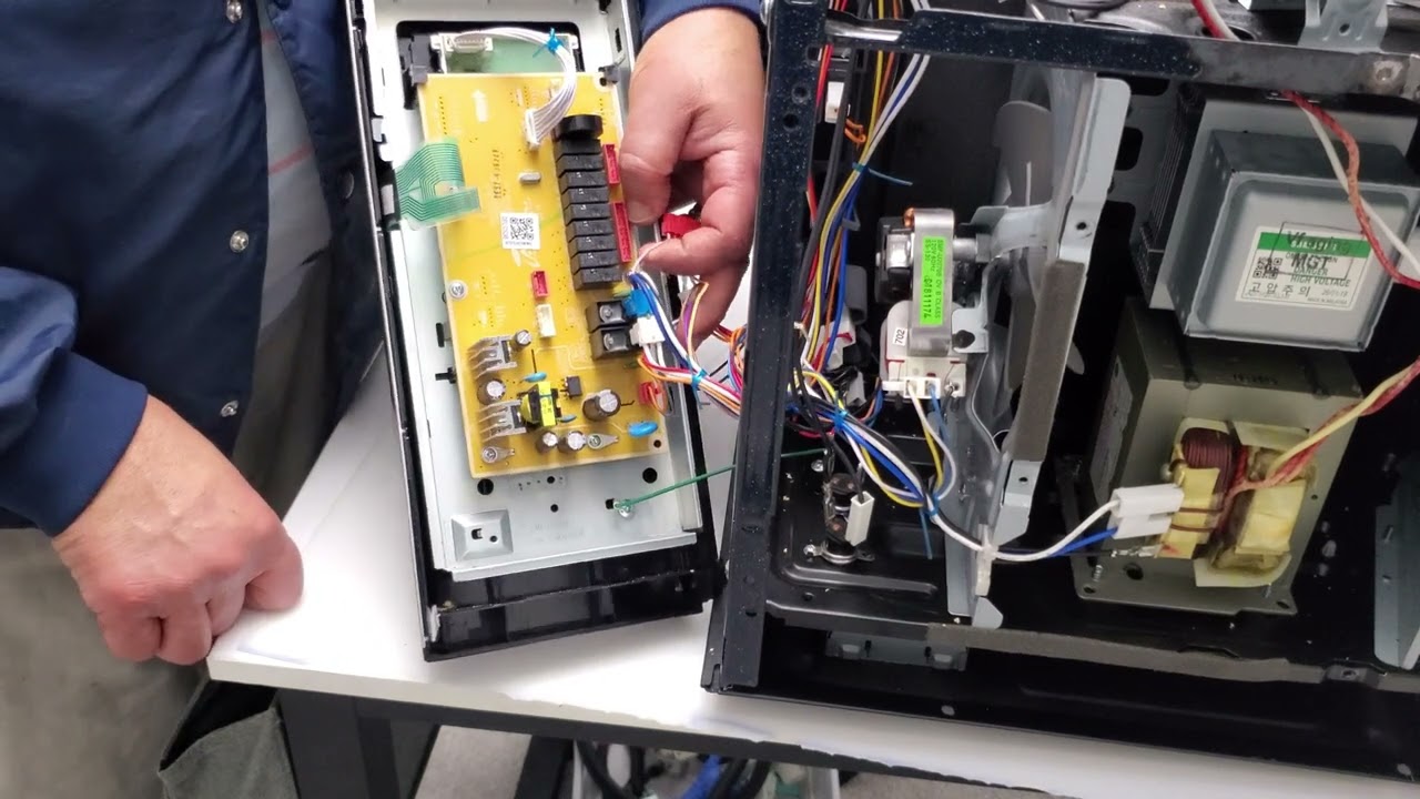 كيفية قياس مكونات الميكرويف والأصلاح