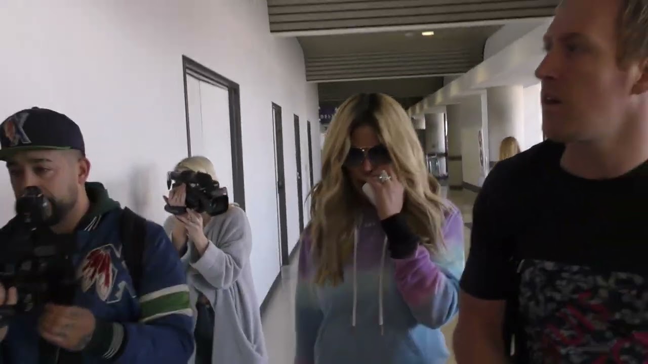 Kim Zolciak and Kroy Biermann departing at LAX Airport in Los