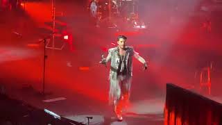 Queen  Adam Lambert  Fat Bottomed Girls