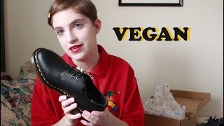dr martens vegan 1461