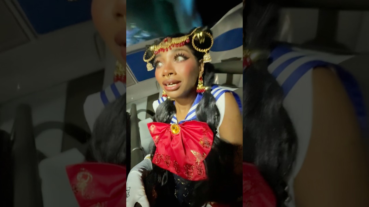 Sailor Moon is scared if Transformers? @Hollowcoded #sailormoon #universalstudios