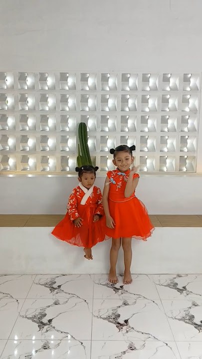 Elmyra Belajar Dance sama Mbak puput 💃