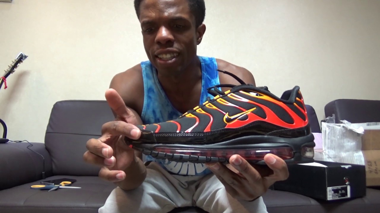 arpón Increíble mucho Air Max 97 / Plus "Bullet Shark" Review. Mom sent the wrong shoes. - YouTube