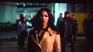 The Flash 2X12 Barry Fails To Save Iris