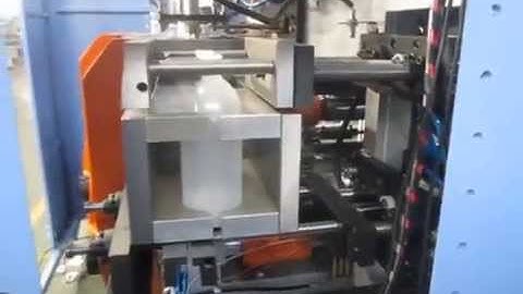 Tongda blow molding machine HTSII 5L 2,double station,double head machine for Côte d