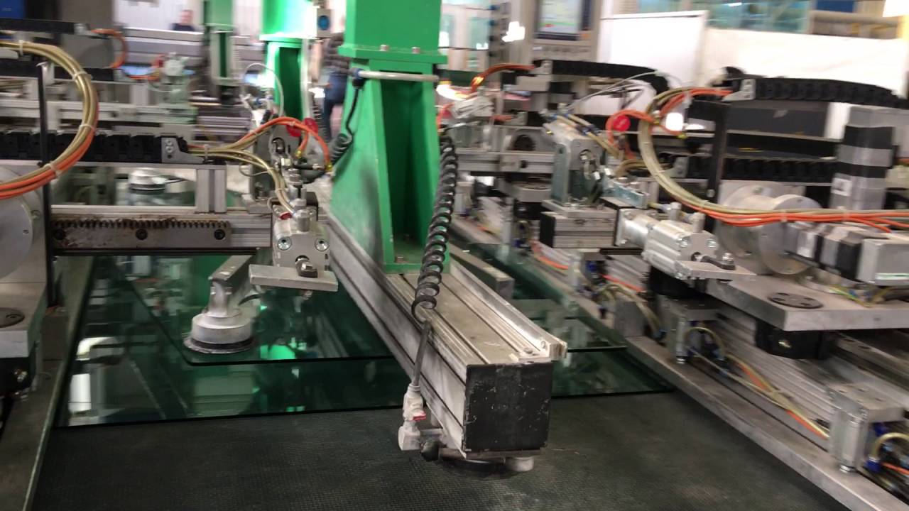 RS Technology glass (Rohmer) - YouTube