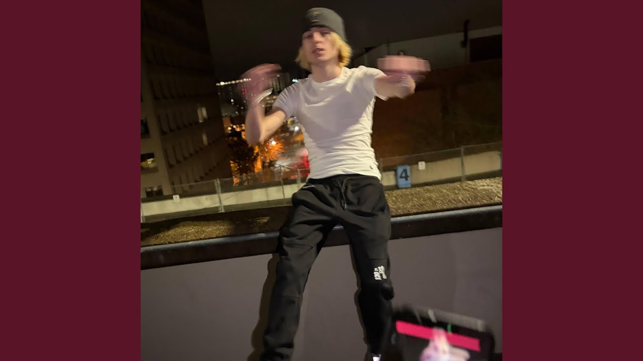 backbling (feat. MoraMesiah)