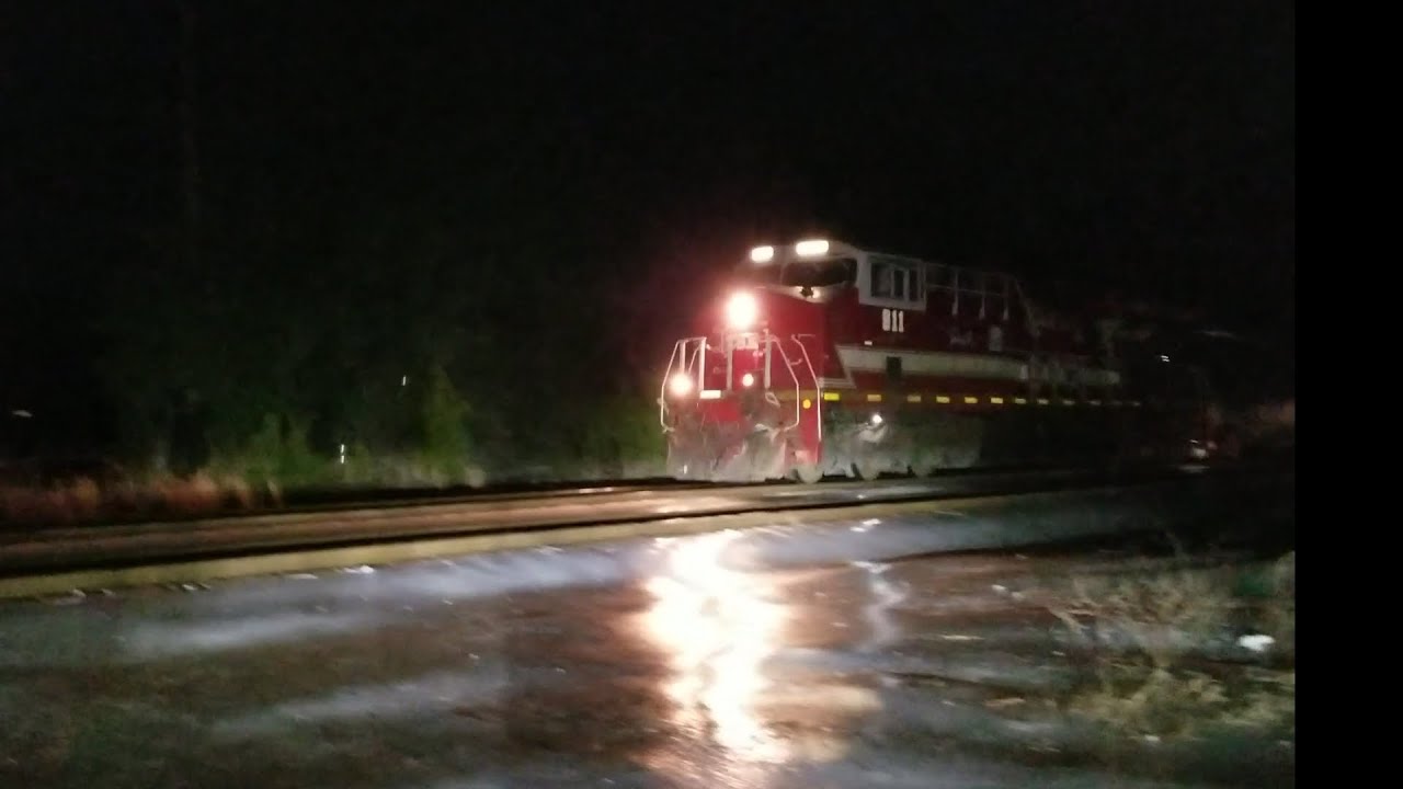 (CSX 911!!! And a SHAVE  AND A HAIRCUT TWO BITS) Railfanning at elmont and Cedar crossings on 2/1/25