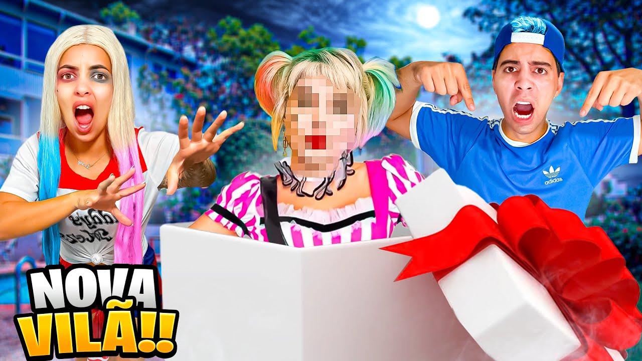 ABRI UMA CAIXA MISTERIOSA DE UMA NOVA VILÃ!! NÃO ACREDITO NO QUE TINHA DENTRO!!