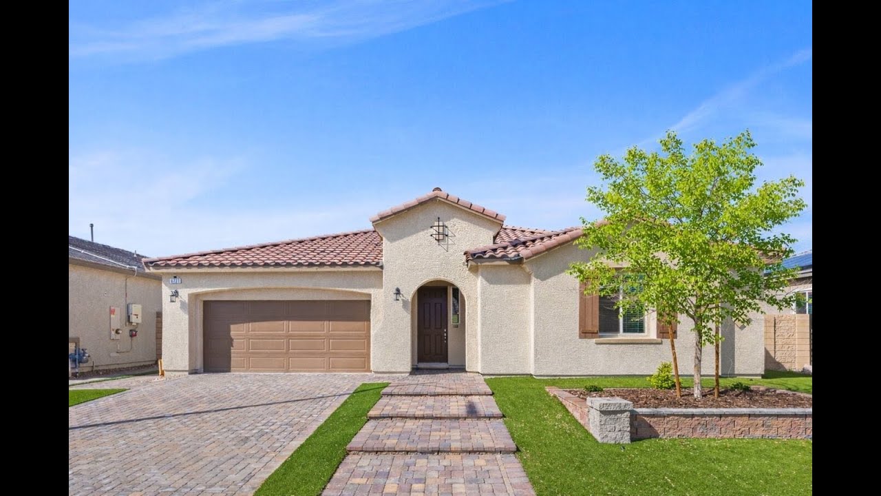 Immaculate Single Story with Designer Kitchen and Upgrades Throughout