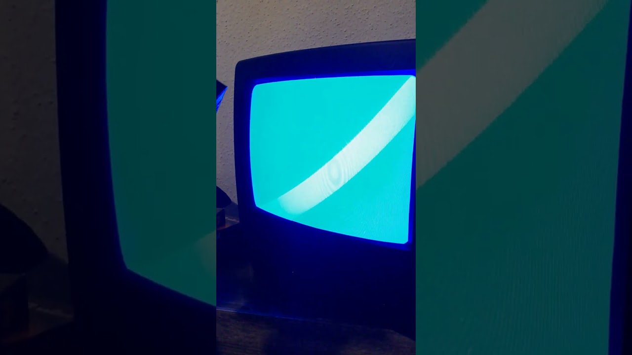 VHS glitches on camera!