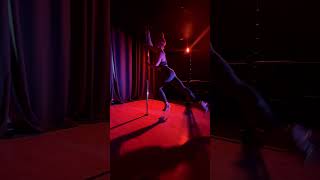 www.poledanceriga.lv