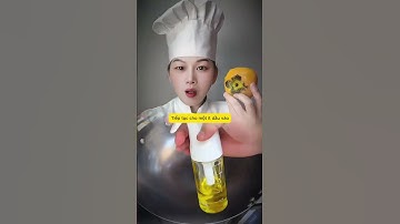 ❌Đừng để đồ ăn dính chảo làm bạn đau đầu! Thử ngay “mẹo xịn” này 🥘 #ChốngDínhChảo #TipsBếp #MẹoBếp