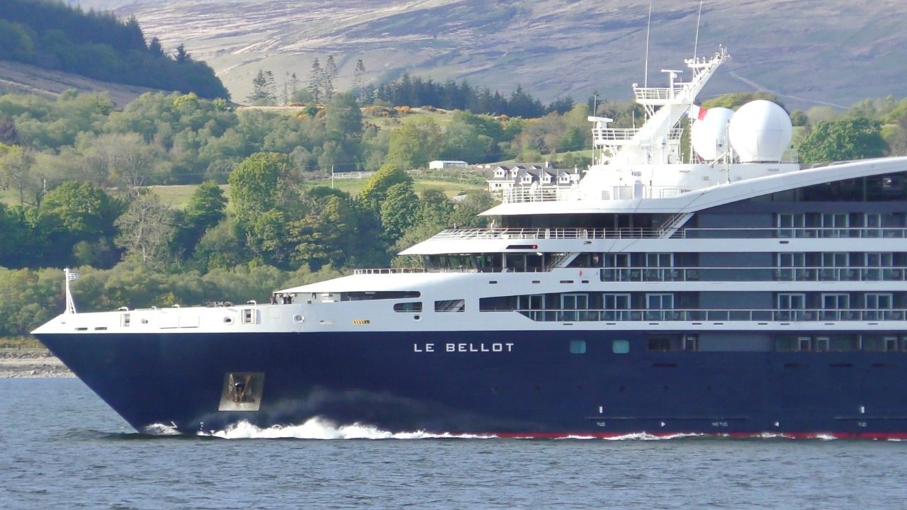 Le Bellot departs Greenock, Scotland