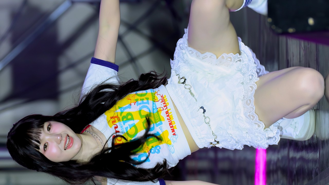 251023 세이마이네임 SAY MY NAME - 일리 iLy | 히토미 HITOMI 세로 직캠 | 또 가고 싶은 마산대학교 청우 대동제 [KPOP FanCam 4K]