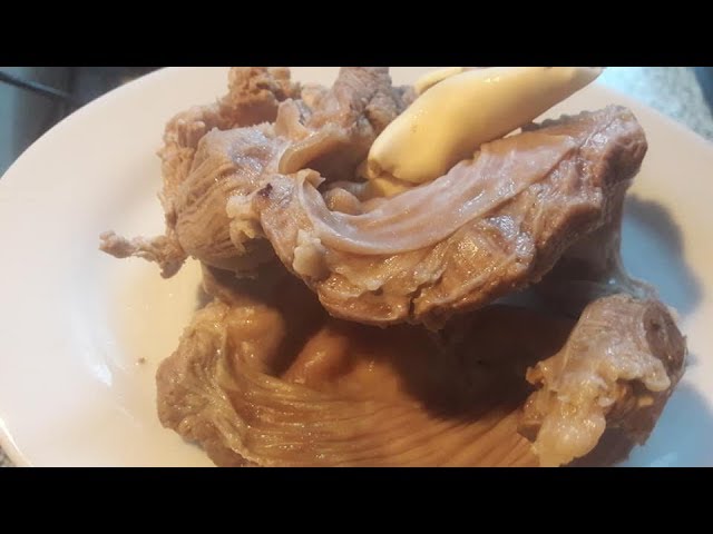 Cách làm món dải lợn luộc rất ngọt ngon! - YouTube