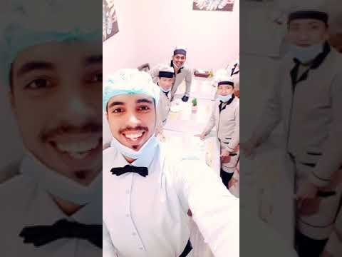 يا بخت الى يسافر ويعمل زىالناس دى