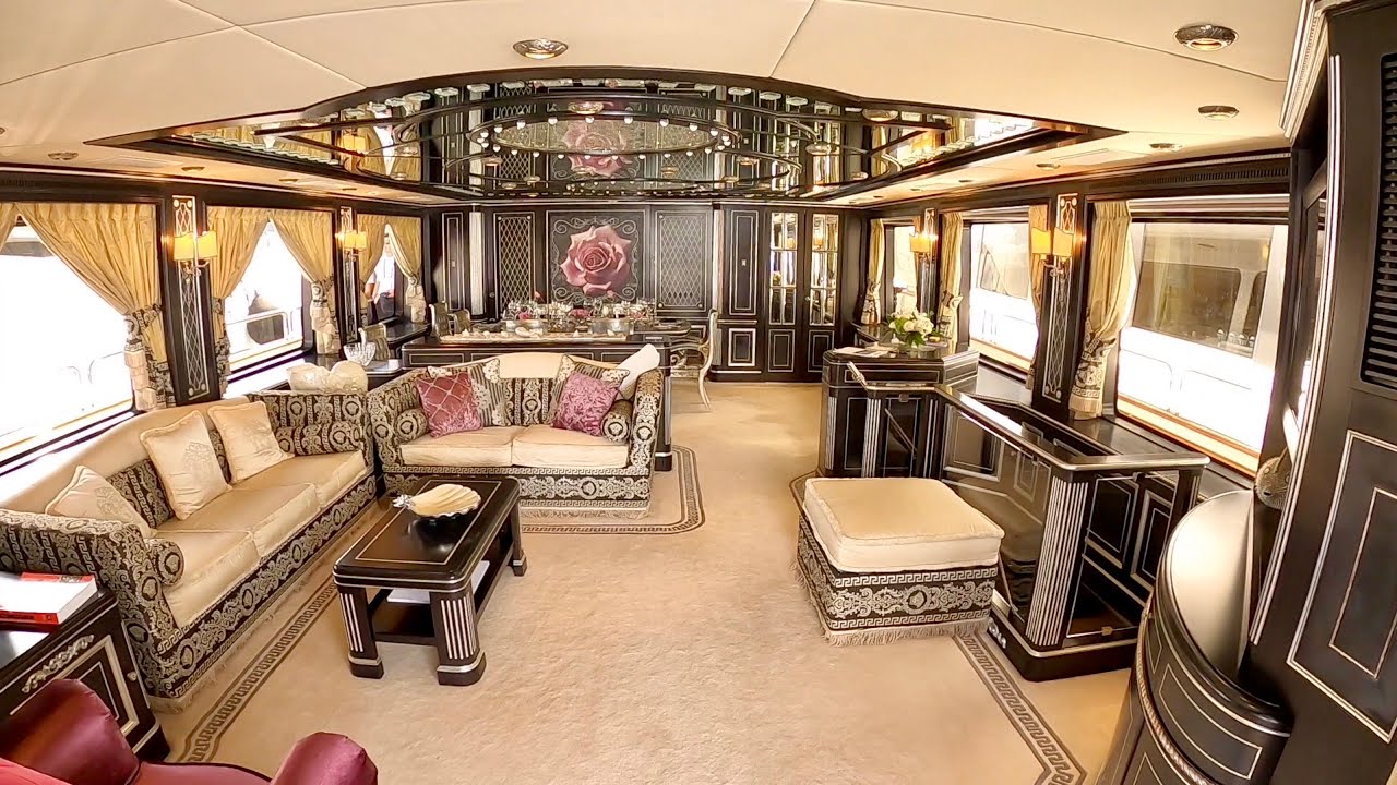 100 ft yacht interior