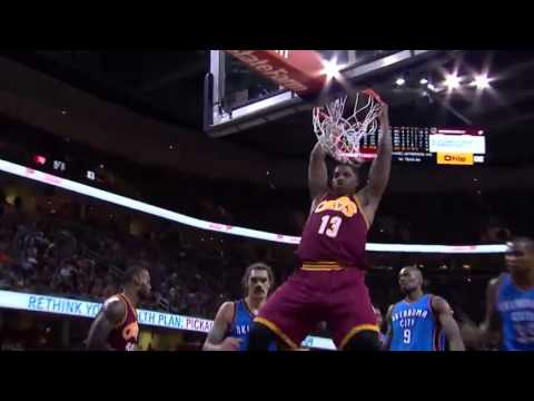 LeBron James behind the back for Tristan Thompson | Thunder @Cavaliers | 17/12/2015