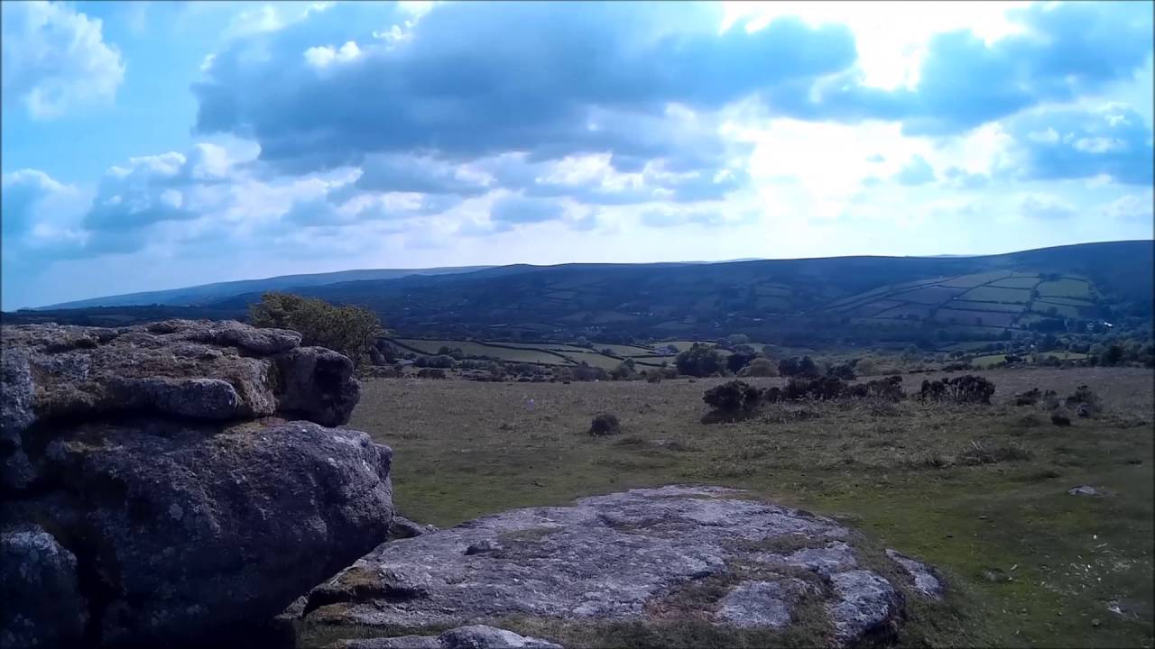 Dartmoor circular hike - grimspound to Haytor and back