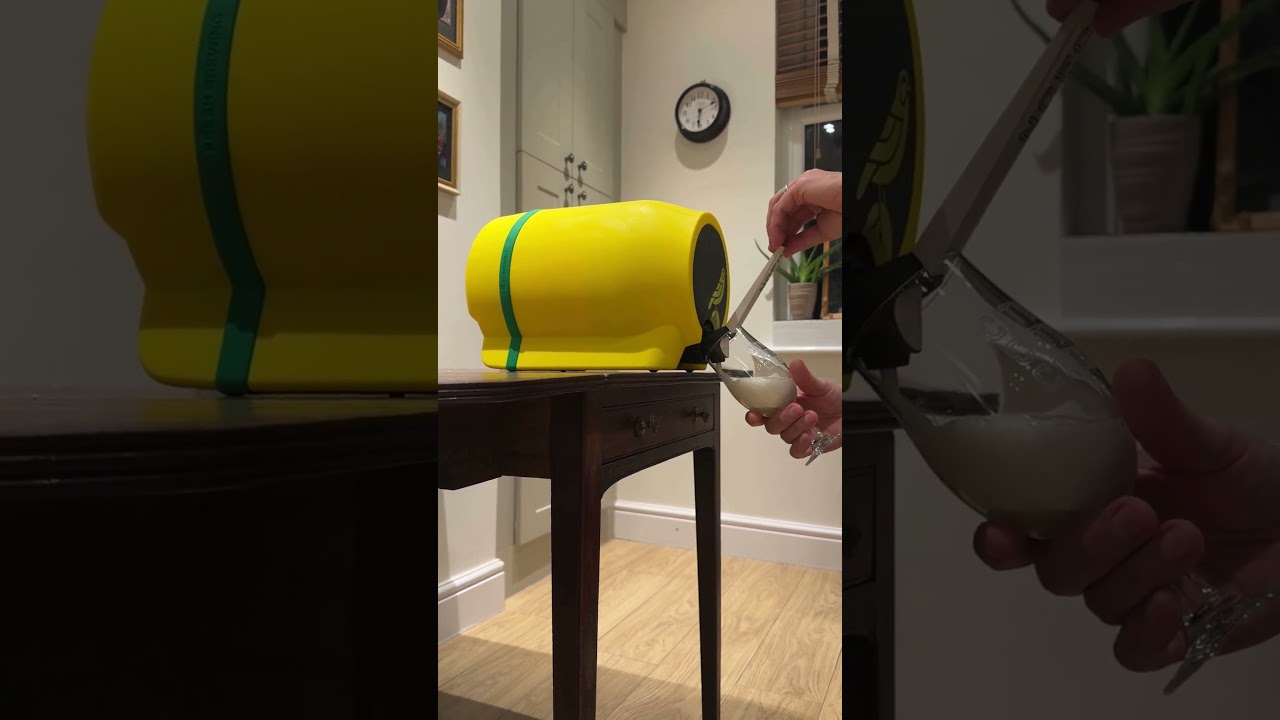 Pinter Canary Pilsner First Pour