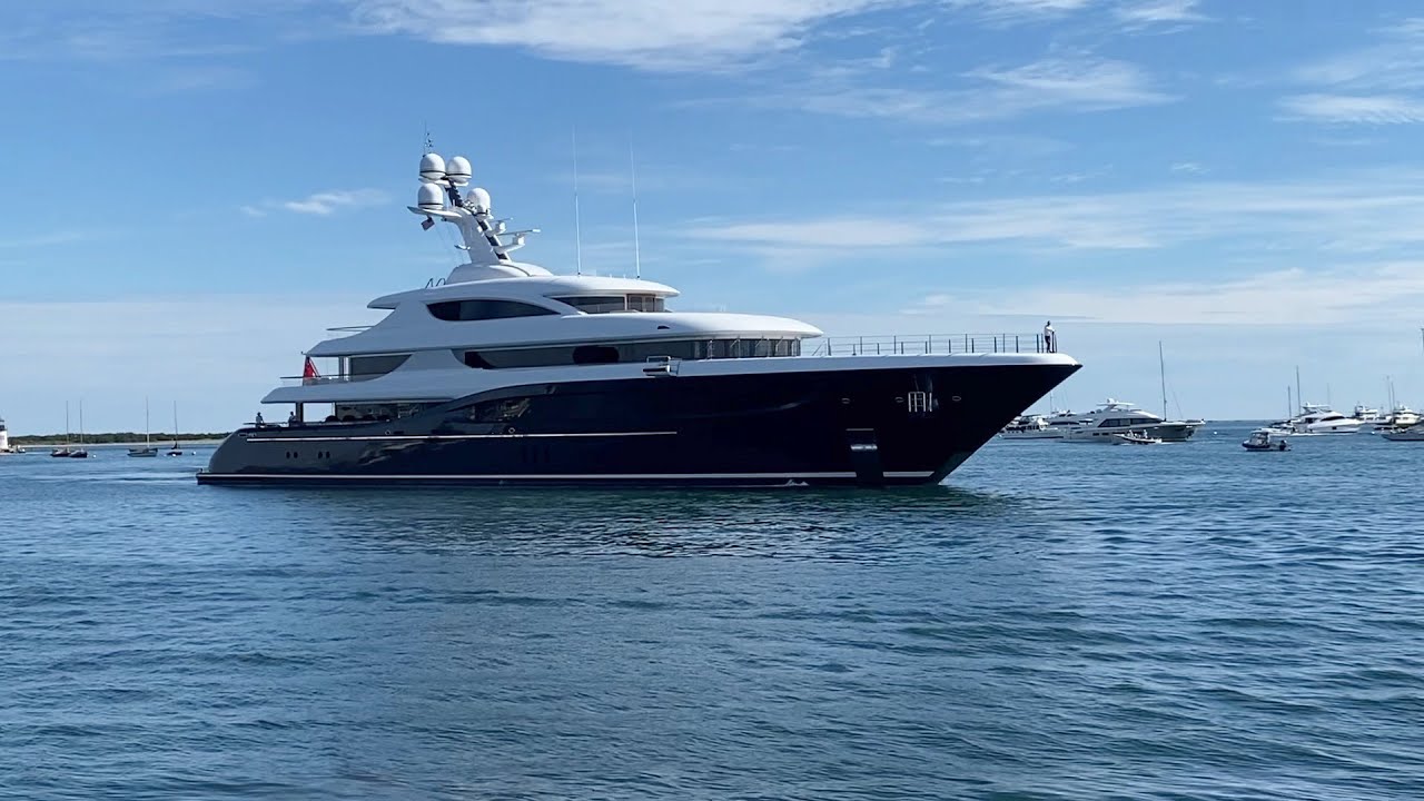 super yacht in nantucket