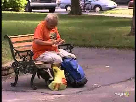 Znalezione obrazy dla zapytania Åmieszne obrazki z ukrytych kamer