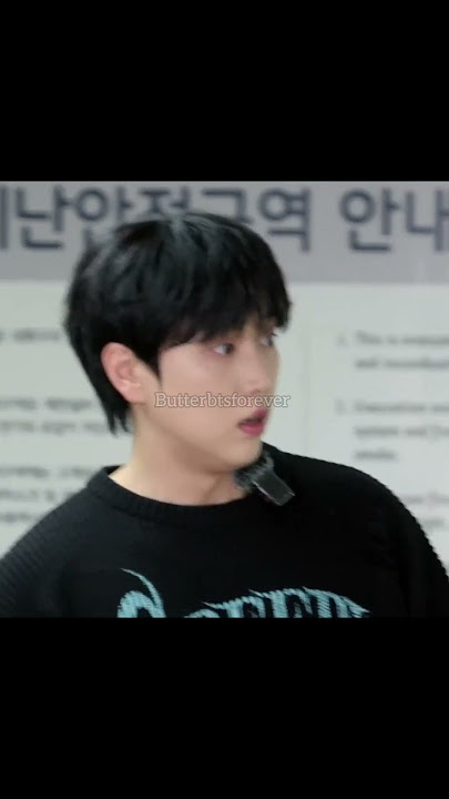 Lmao the way jin and his friend started belly dancing🤣 #btsshorts #btsv #btsedits #btsjungkook #bts