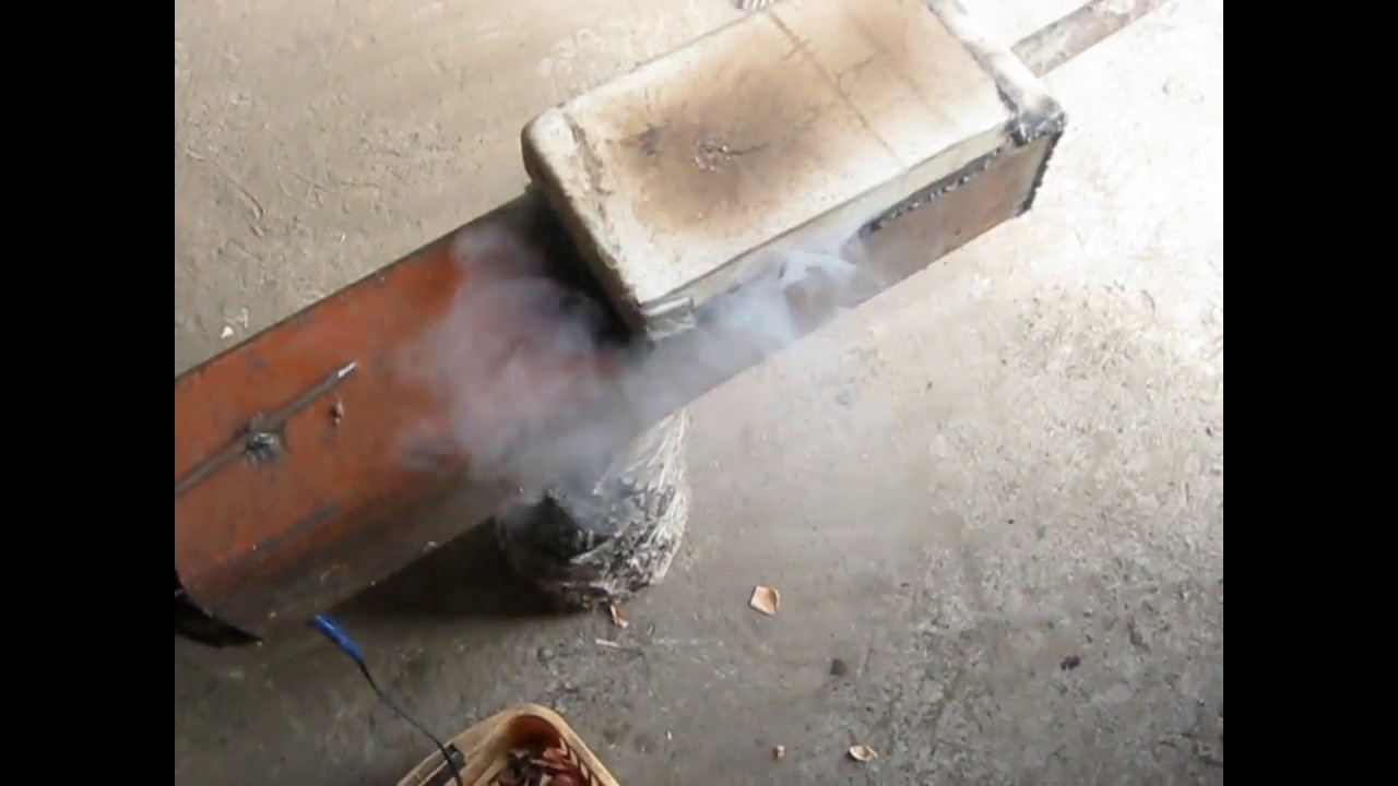 Самодельный дымогенератор для копчения нового образца - YouTube