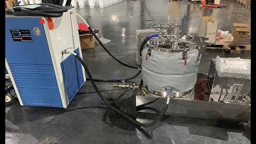 Extraction centrifuge with matching equipment( chiller and storage tank )