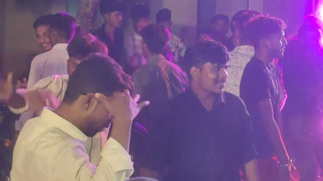 Mere dost ki shadi me 🤞🕺