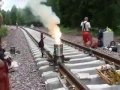 Ternyata Begini Cara Menyambung REL Kereta Api