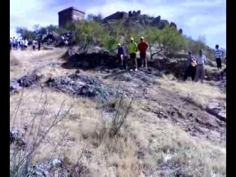 Campeonatao de Extremadura MTB. Feria (Badajoz) 5 de Julio de 2009 - Bajada de tierra del castillo