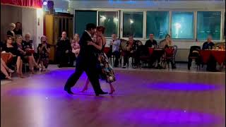 Detailed Magdalena Gutierrez e German Ballejo - Café Domínguez - Ángel D'Agostino Profile
