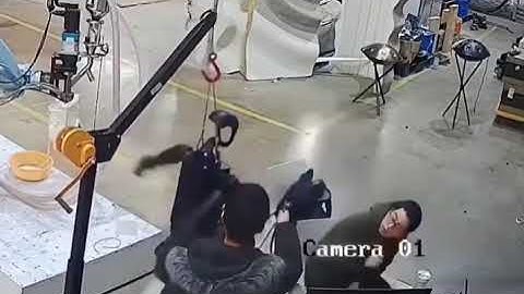 Robot Glitch Goes Viral: Unitree H1 Malfunctions on Camera!