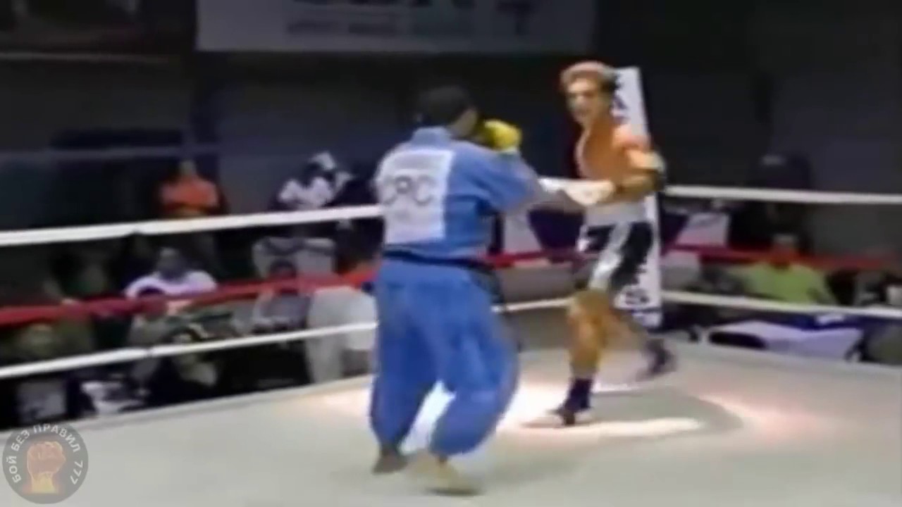 Muay Thai vs Jiu jitsu! Muay Thai Fighter vs Jiu Jitsu Fighter! Bill