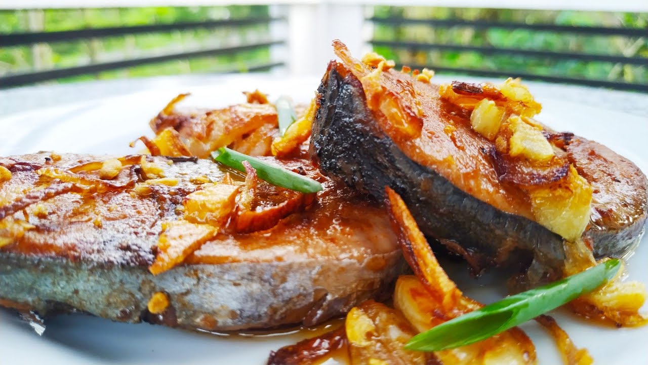 GARLIC BUTTERED TUNA EASY TO FOLLOW TUNA WITH BUTTER AND GARLIC