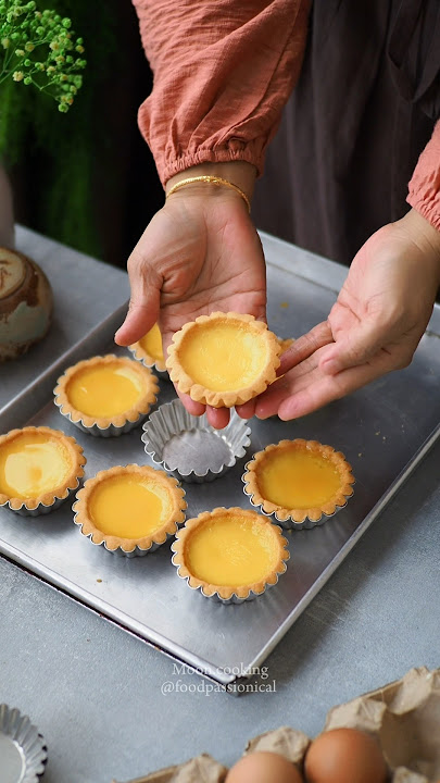 Hong Kong Style Egg Tarts #recipe #eggtart #asianrecipes #easyrecipe #moon.cooking
