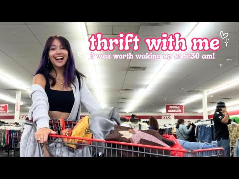 THRIFT WITH ME!! Vintage boots & dresses, summer clothes, & more (+ try-on)!
