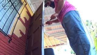 Escagedo - Removing and installing House Door Knob Door Locks