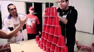Minute to Win It: Stack Attack | Head-to-Head